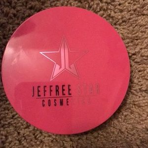 Jeffree star highlighter